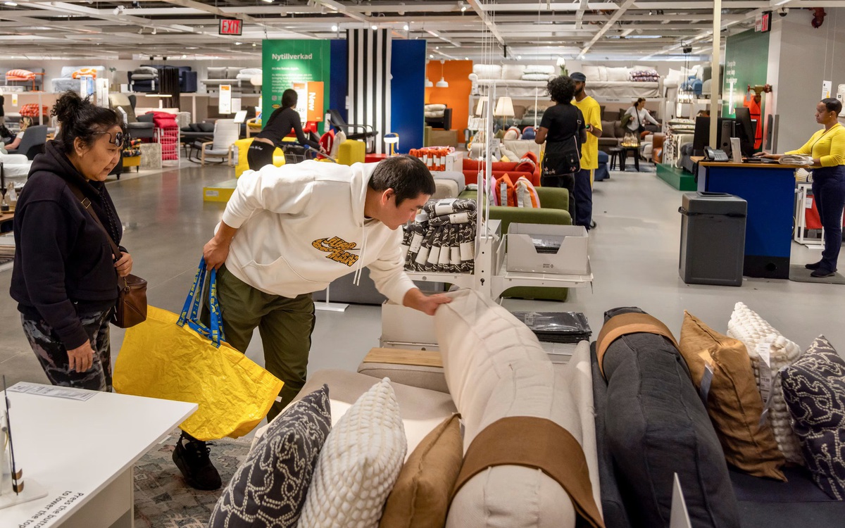 Mỹ điều tra nội thất nhập khẩu trong 50 ngày, ông Trump dọa áp thuế