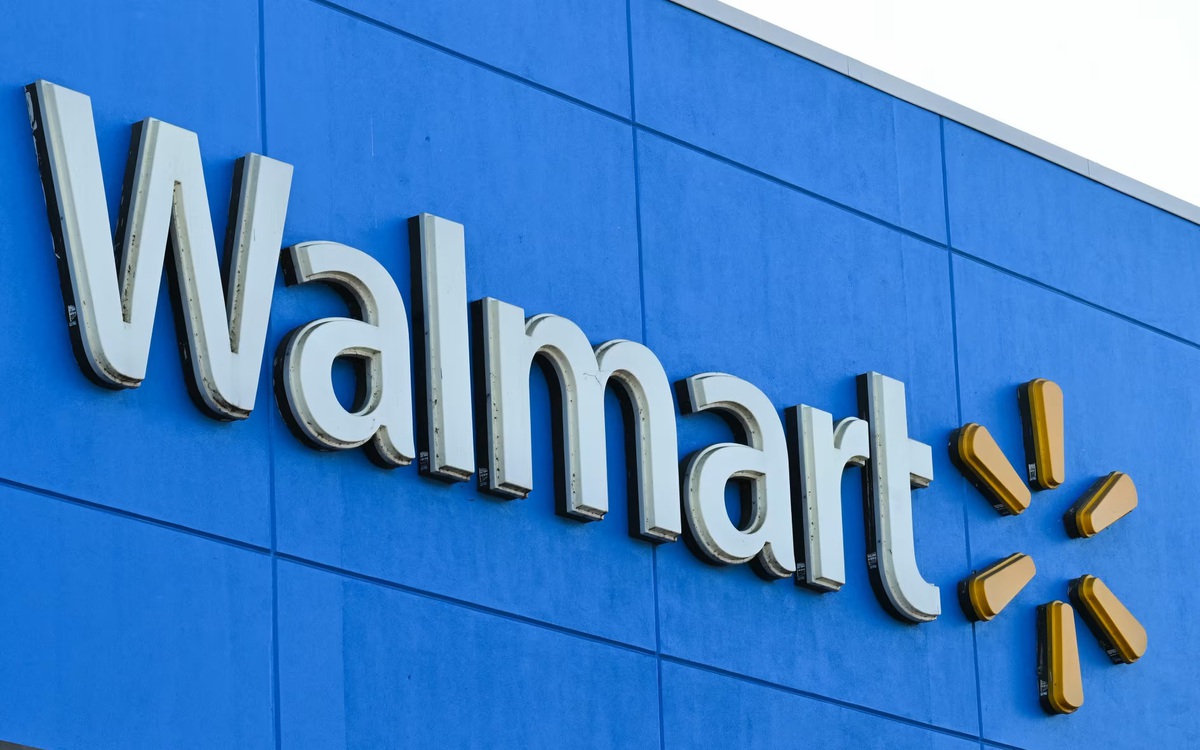 Dân Mỹ thắt hầu bao nhưng doanh số các 'ông lớn' bán lẻ Mỹ lại tăng mạnh