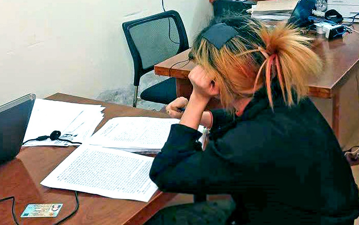 Công an ập vào quán karaoke giải cứu 2 thiếu nữ bị quản thúc