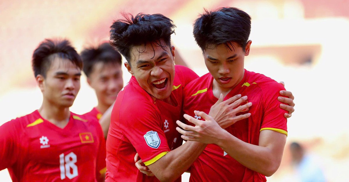 Vé xem U23 Việt Nam đá vòng loại châu Á giá chỉ từ 100.000 đồng