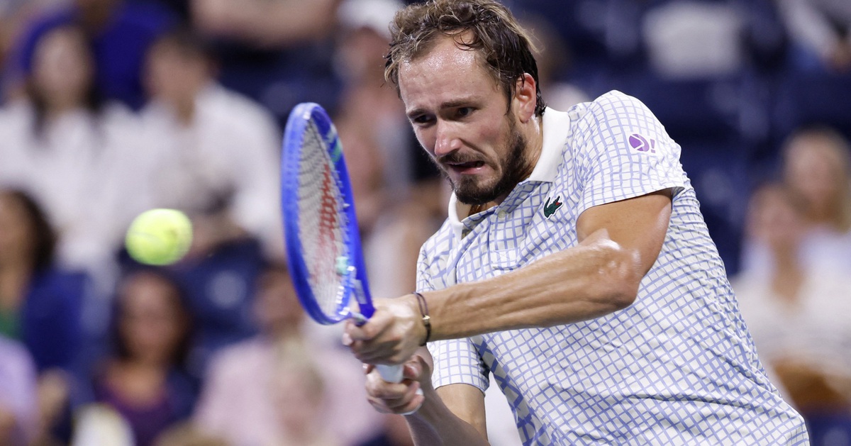 Sự cố xảy ra tại US Open 2025 trong trận đấu Daniil Medvedev bị loại sốc