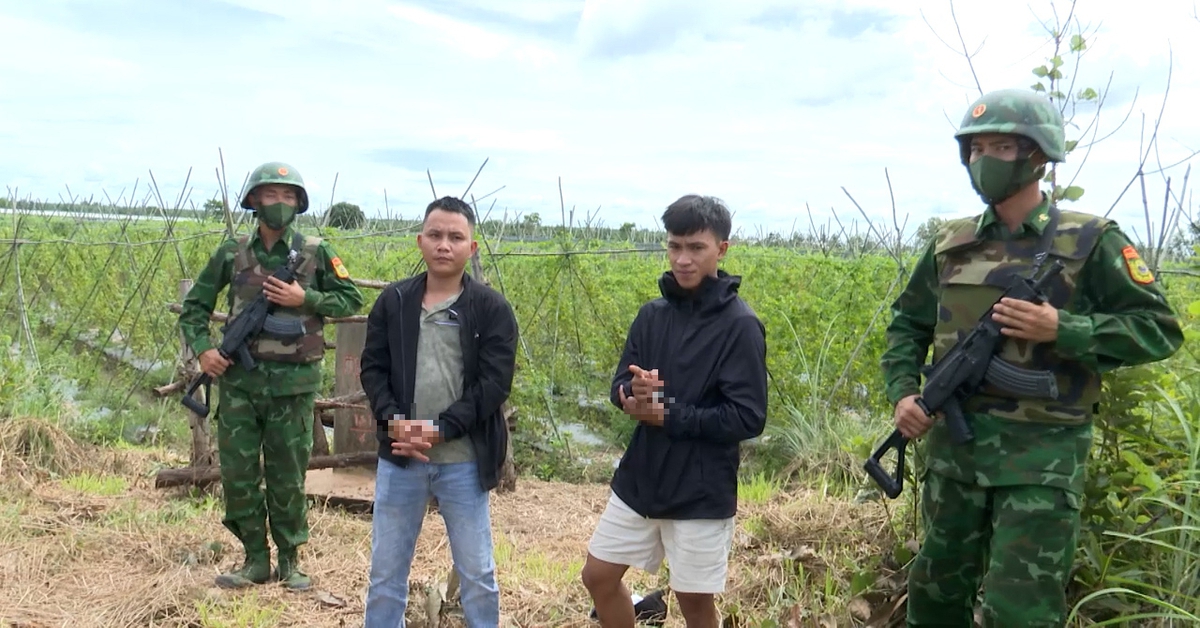 Biên phòng Tây Ninh khởi tố 2 người tổ chức cho 4 người Đà Nẵng xuất cảnh trái phép