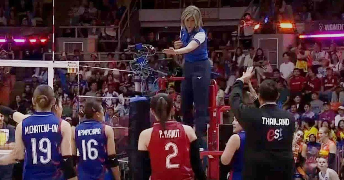 Tuyển bóng chuyền Thái Lan bị chế nhạo vì thói 'ăn vạ' trọng tài