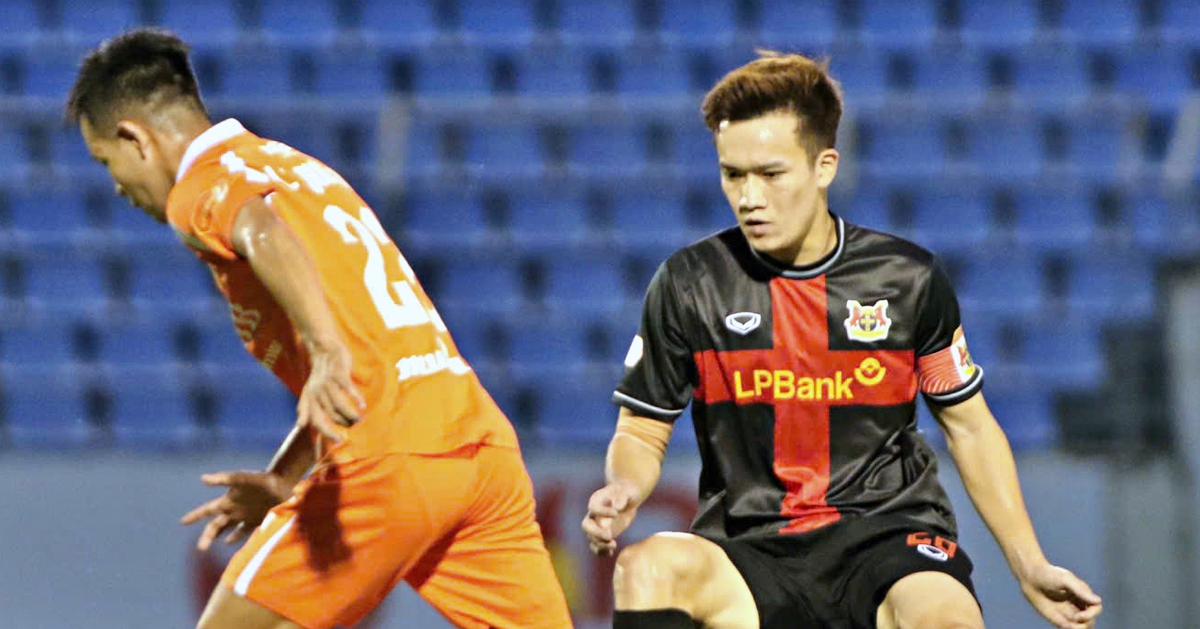 Hoàng Đức chưa ghi bàn, Ninh Bình đã lên đỉnh V-League