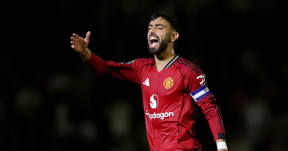 Man United sụp đổ vì những tay nói nhiều làm ít