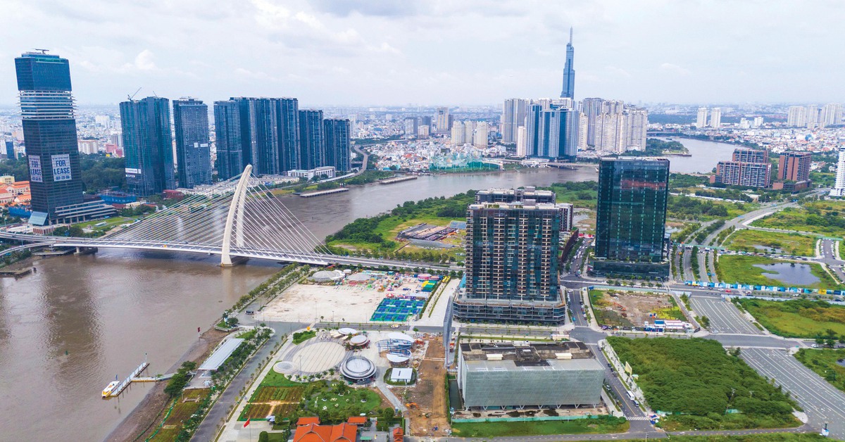 Doanh nghiệp tư nhân: Từ kép phụ bước ra kép chính
