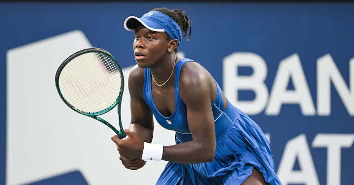 VĐV 18 tuổi gây sốc khi đánh bại tay vợt số 2 thế giới Coco Gauff