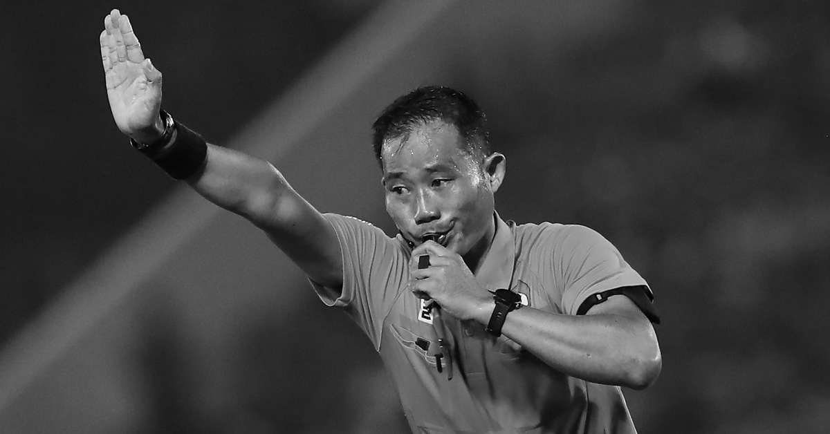 Trọng tài Trần Đình Thịnh từng mang đẳng cấp FIFA