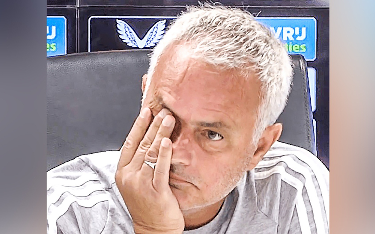 'Người đặc biệt' Mourinho bật khóc khi nhắc đến Jorge Costa