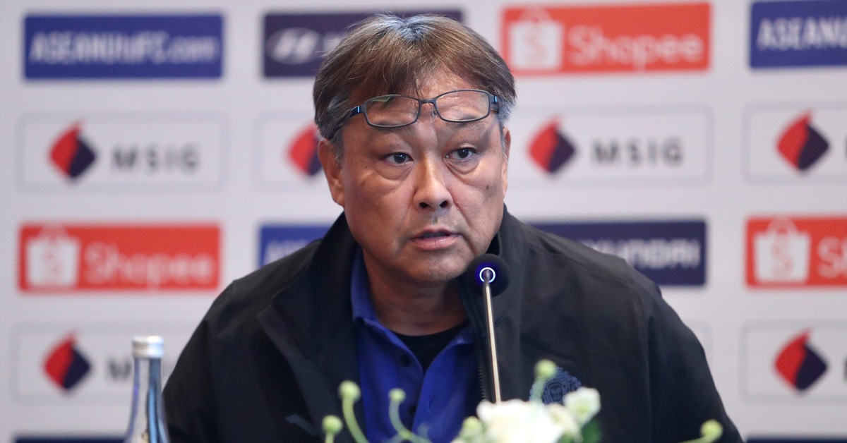 HLV tuyển nữ Campuchia không biết tại sao đội mình thay thủ môn