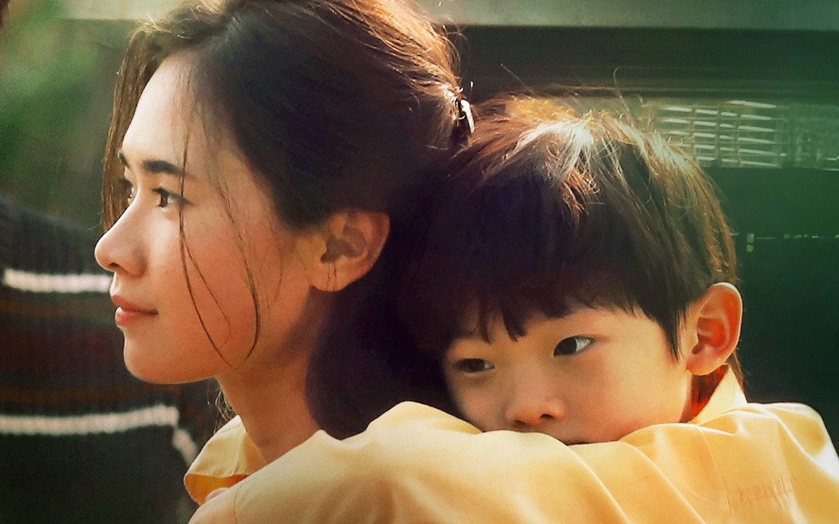 'Mang mẹ đi bỏ' đạt doanh thu 100 tỉ bất chấp tranh cãi