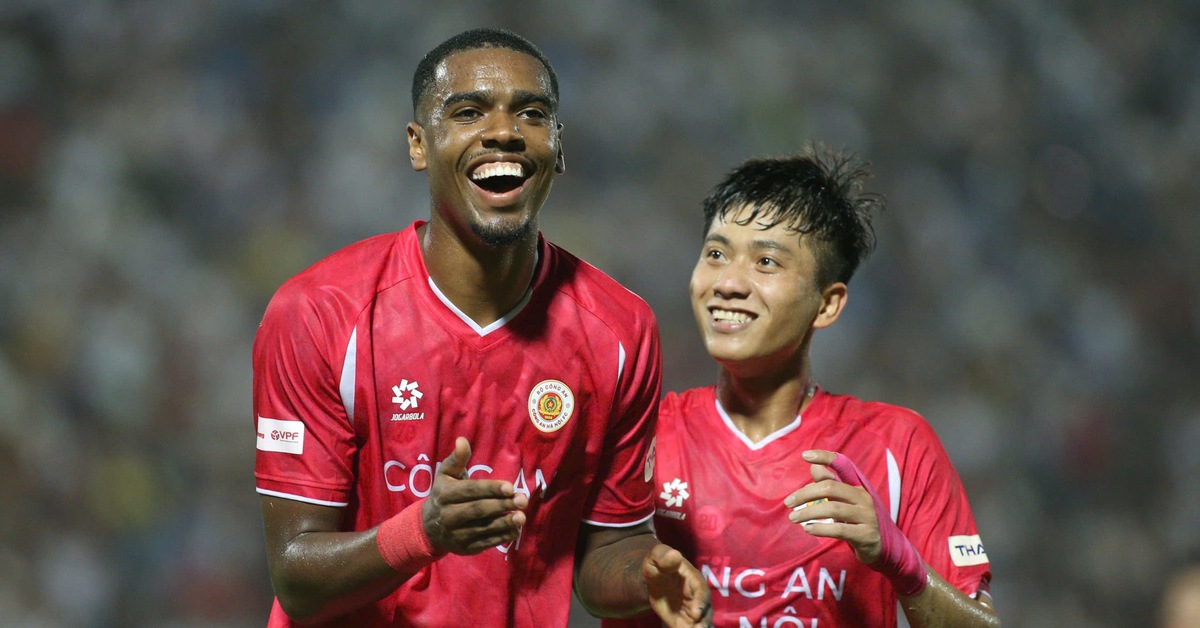 Nam Định - Công An Hà Nội (hết hiệp 1) 0-1: Alan mở tỉ số