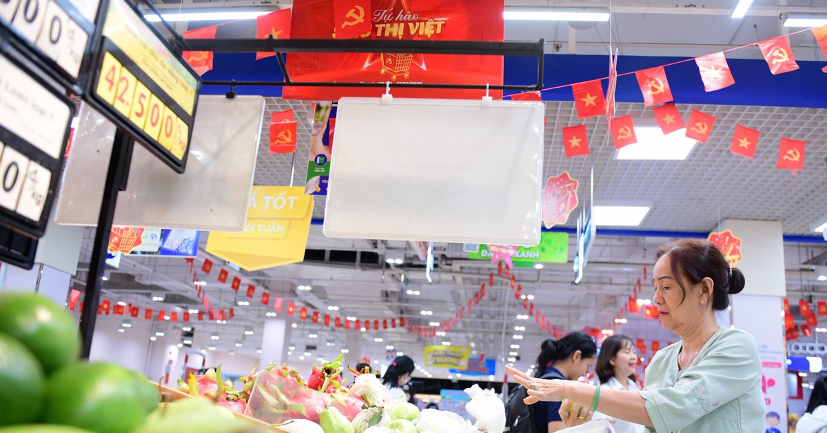 Tám thập niên kinh tế Việt Nam: Từ đói nghèo, chiến tranh đến khát vọng phép màu Đông Á mới