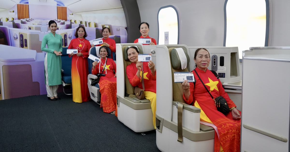 Vietnam Airlines mang trải nghiệm bay sống động đến Triển lãm A80