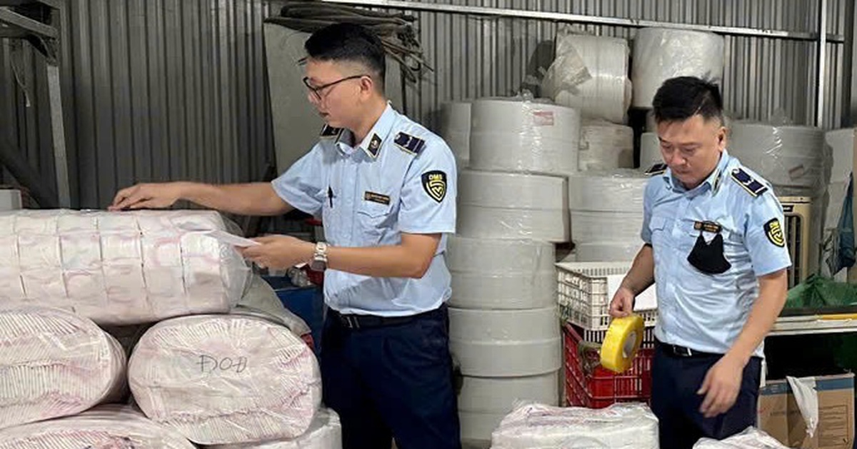 Bỉm, băng vệ sinh giả: Hiểm họa âm thầm đe dọa sức khỏe phụ nữ, trẻ em