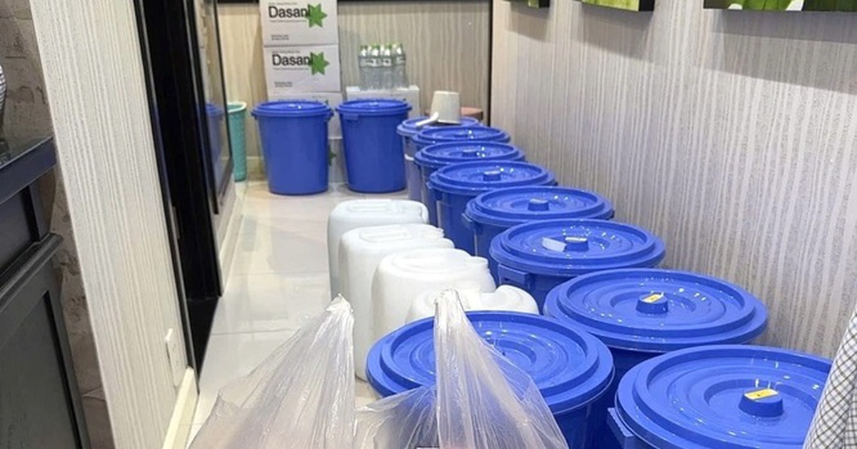 Nợ hơn 1 triệu đồng, nhà một phó chủ tịch Hiệp hội Bất động sản bị cắt nước 8 tháng