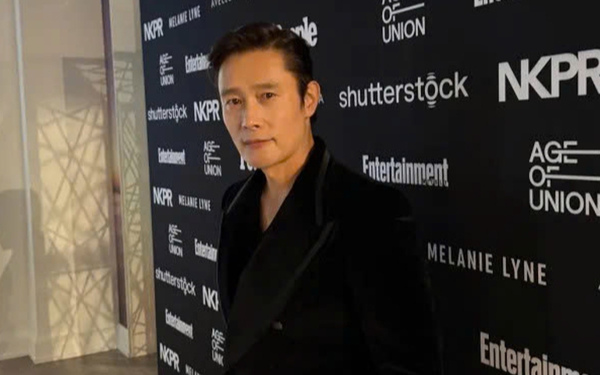 Lee Byung Hun nhận giải Thành tựu đặc biệt tại Liên hoan phim quốc tế Toronto