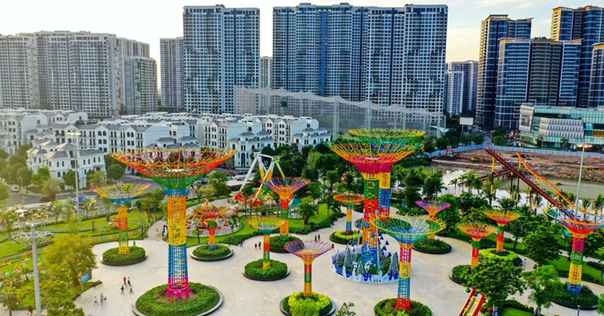 Tin tức sáng 12-9: 65 kênh gỡ nội dung, xin lỗi Vingroup; Nhiều ngân hàng cho vay bất động sản