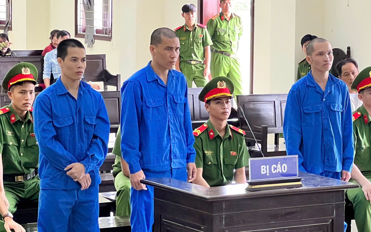 Cầm súng, dao tấn công nhóm người 'đậu xe chắn lối', 3 người lãnh án tội giết người