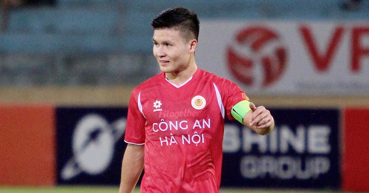 Quang Hải ghi siêu phẩm giúp CLB Công An Hà Nội tạm chiếm đỉnh bảng