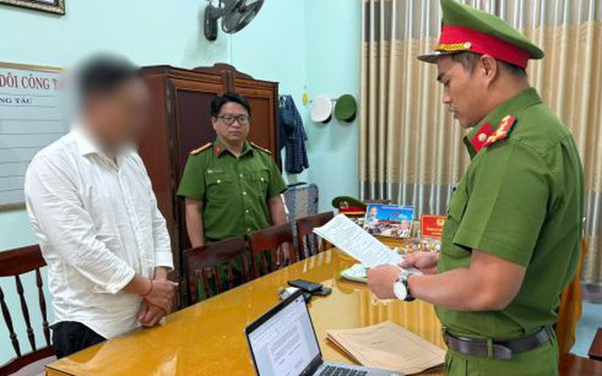 Liên tiếp các vụ shipper đi giao hàng rồi 'ôm' tiền công ty tiêu xài