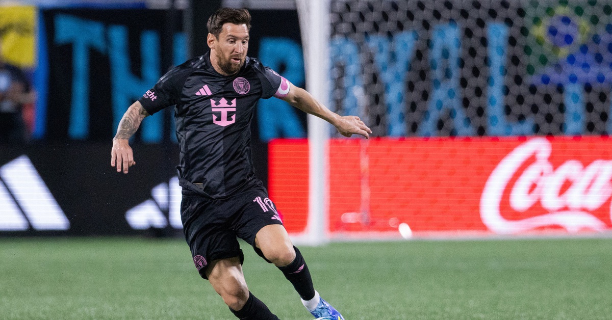 Messi đá hỏng phạt đền, Inter Miami thua đậm