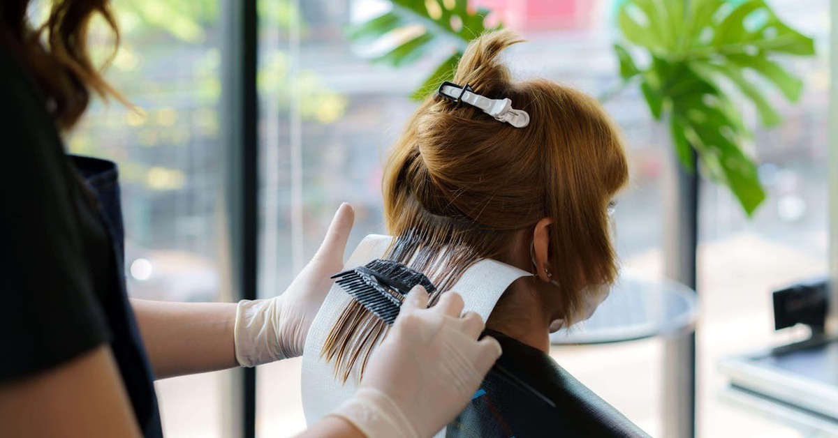 Kế toán, thợ làm tóc có nguy cơ mắc ung thư buồng trứng cao hơn những nghề khác?