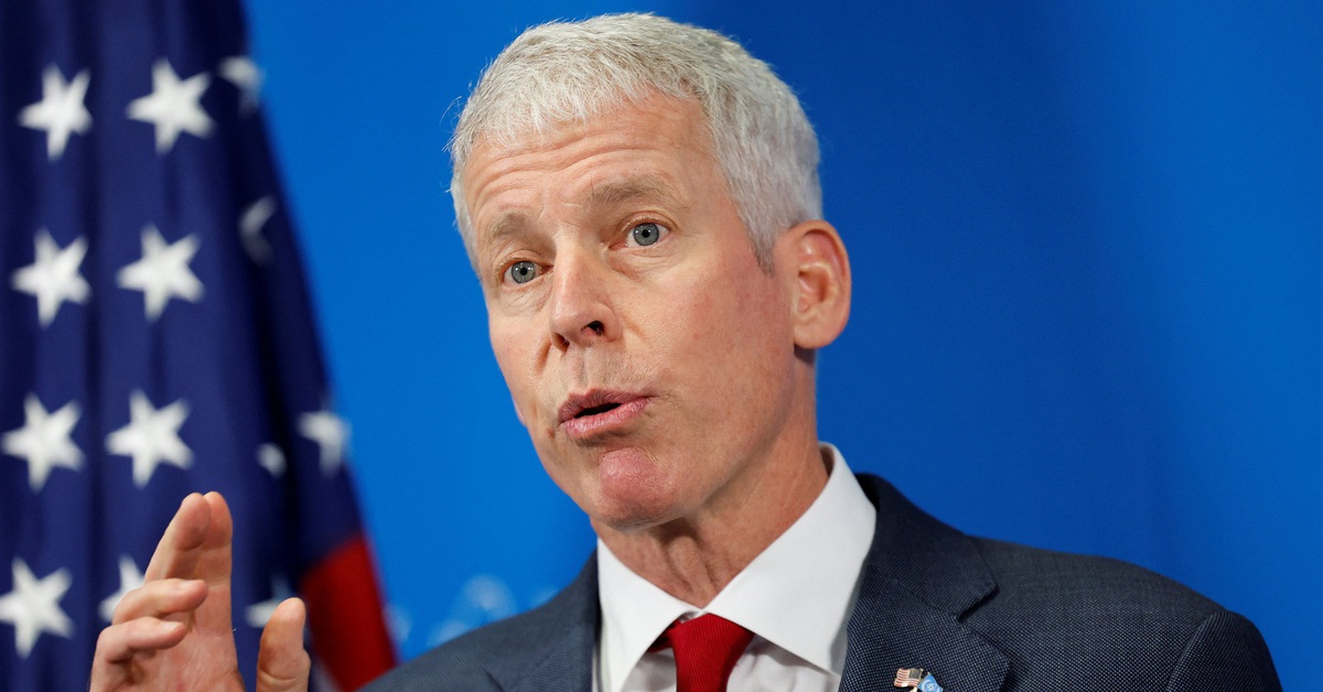 Có thật năng lượng tái tạo cần thêm một lưới điện thứ hai?