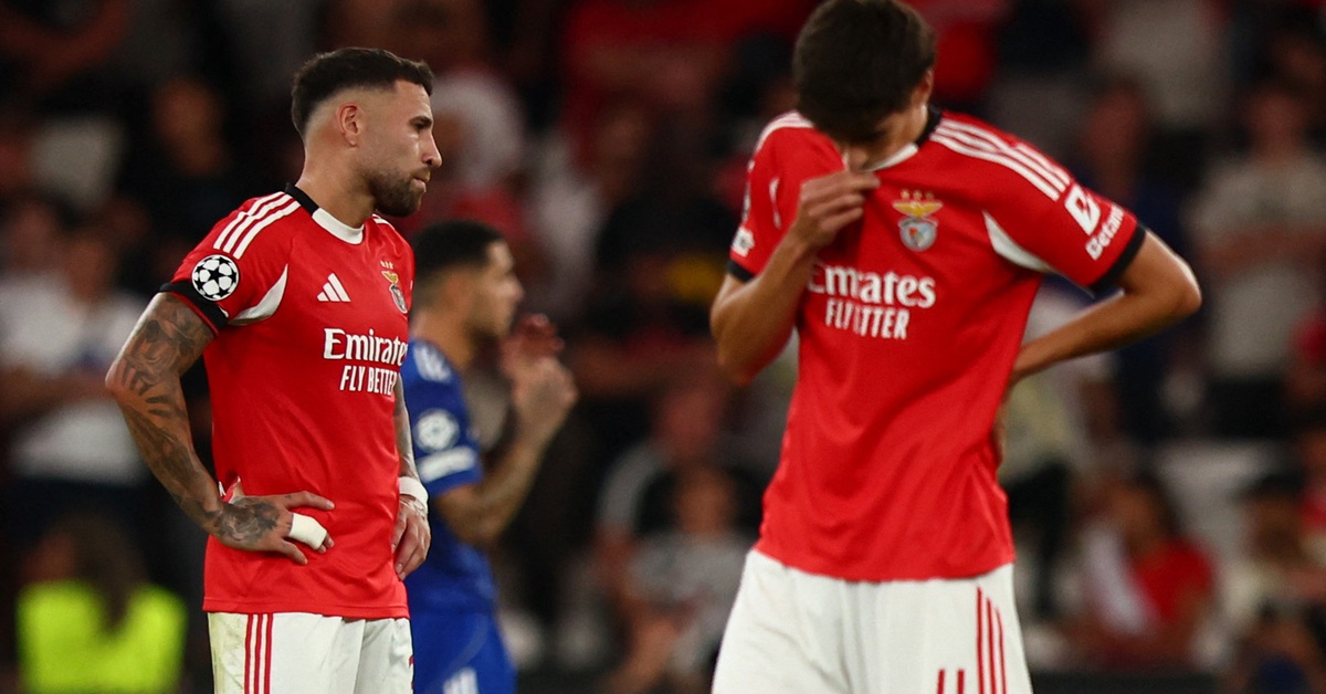 'Địa chấn' và 'kịch bản bom tấn' cùng xảy ra ở Champions League