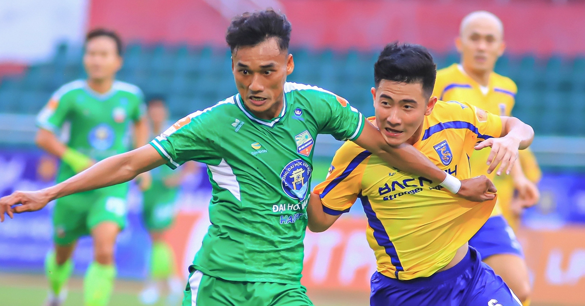 Sau khi Hòa Bình rút lui, Giải hạng nhất giảm suất lên, xuống hạng