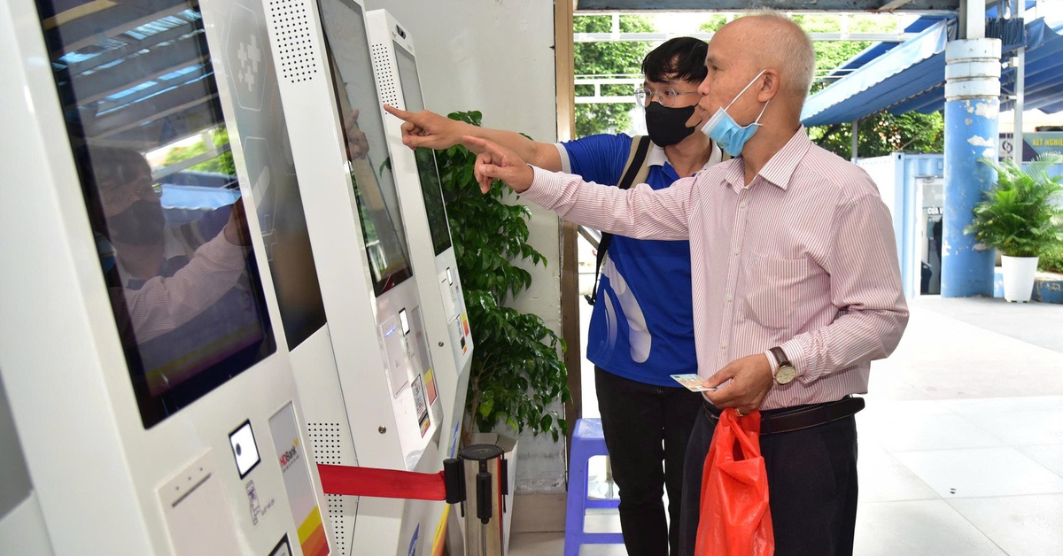 Bệnh viện tại TP.HCM 'chạy đua nước rút' xóa sổ bệnh án giấy