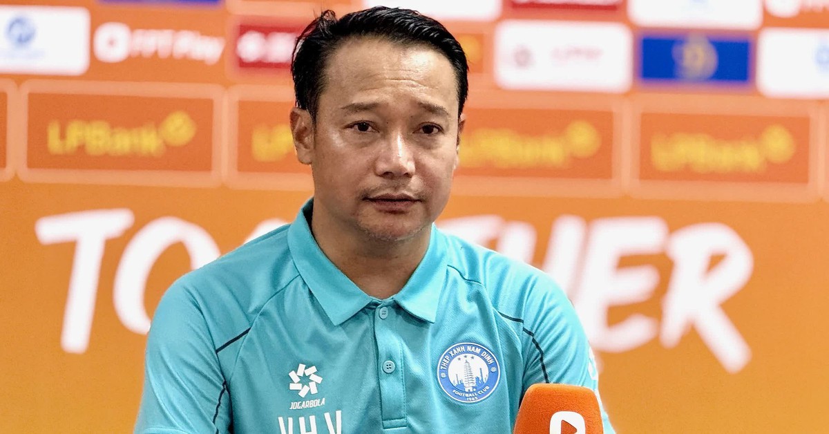 HLV Vũ Hồng Việt: 'CLB Nam Định thắng may mắn'