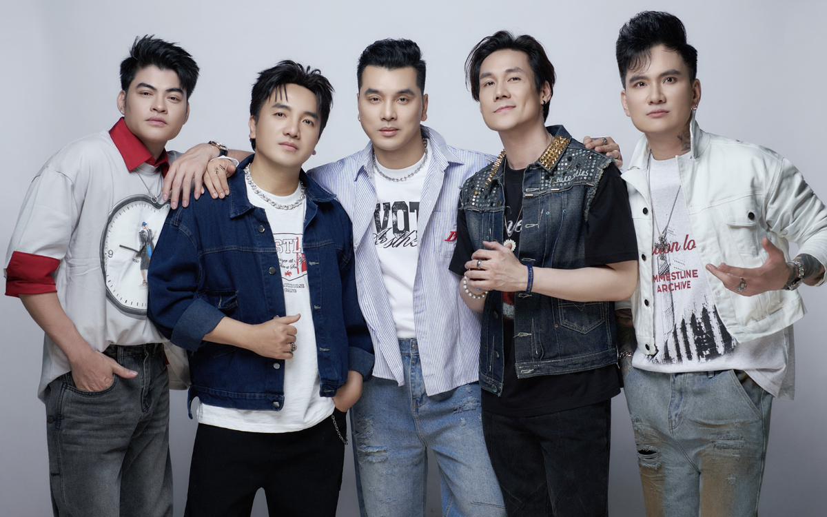 Khánh Phương tuyên bố không hét giá cát sê khi diễn với nhóm Ngũ Hổ Tướng