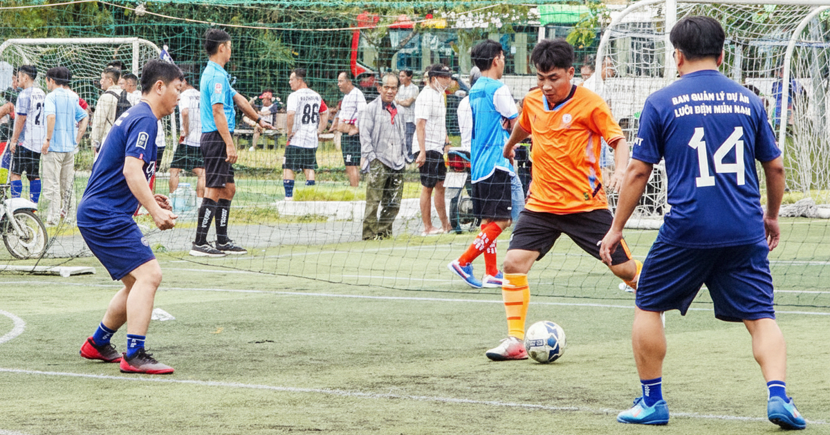 Giải bóng đá công nhân, viên chức Việt Nam 2025: Từ lưới điện đến sân bóng