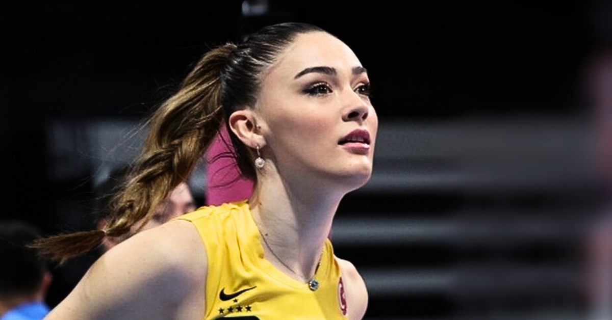 Ngôi sao bóng chuyền vào nhóm những người đẹp nhất thế giới