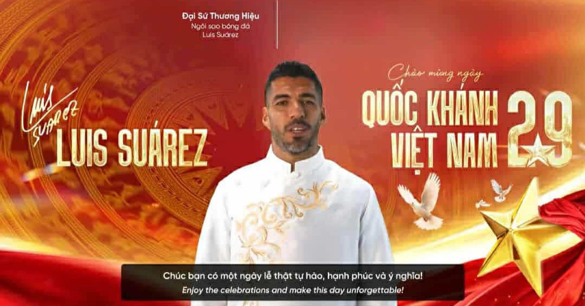 Luis Suarez mặc áo dài, chúc mừng Quốc khánh Việt Nam