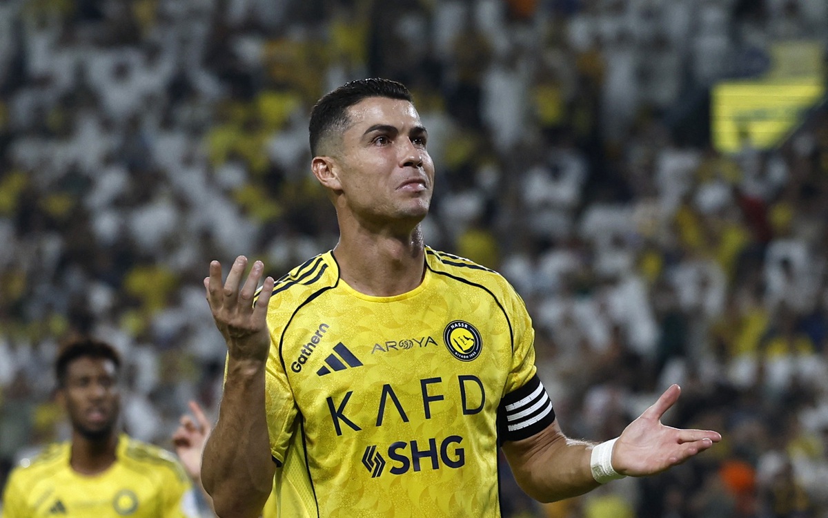 Ronaldo ghi bàn thắng thứ 944 và 945 giúp Al Nassr đại thắng ở Saudi Pro League