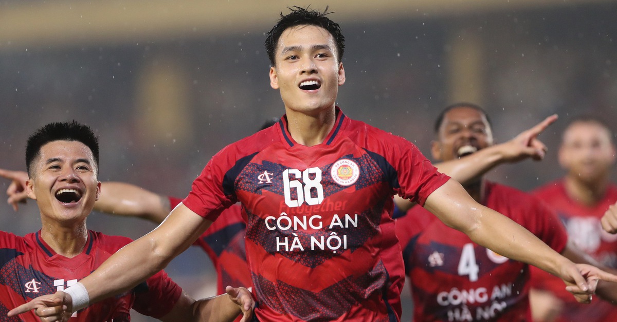 Bùi Hoàng Việt Anh nghỉ 1 tháng, nguy cơ lỡ hẹn tuyển Việt Nam