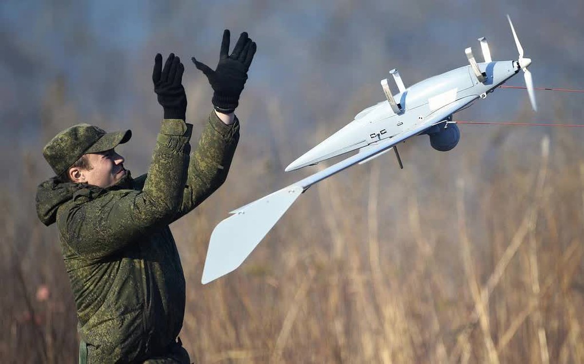 Ukraine khốn đốn với chiến thuật 'drone mẹ' của Nga