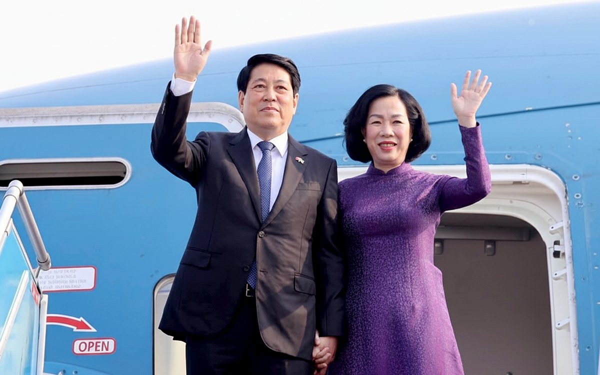 Chủ tịch nước Lương Cường lên đường công tác tại Mỹ