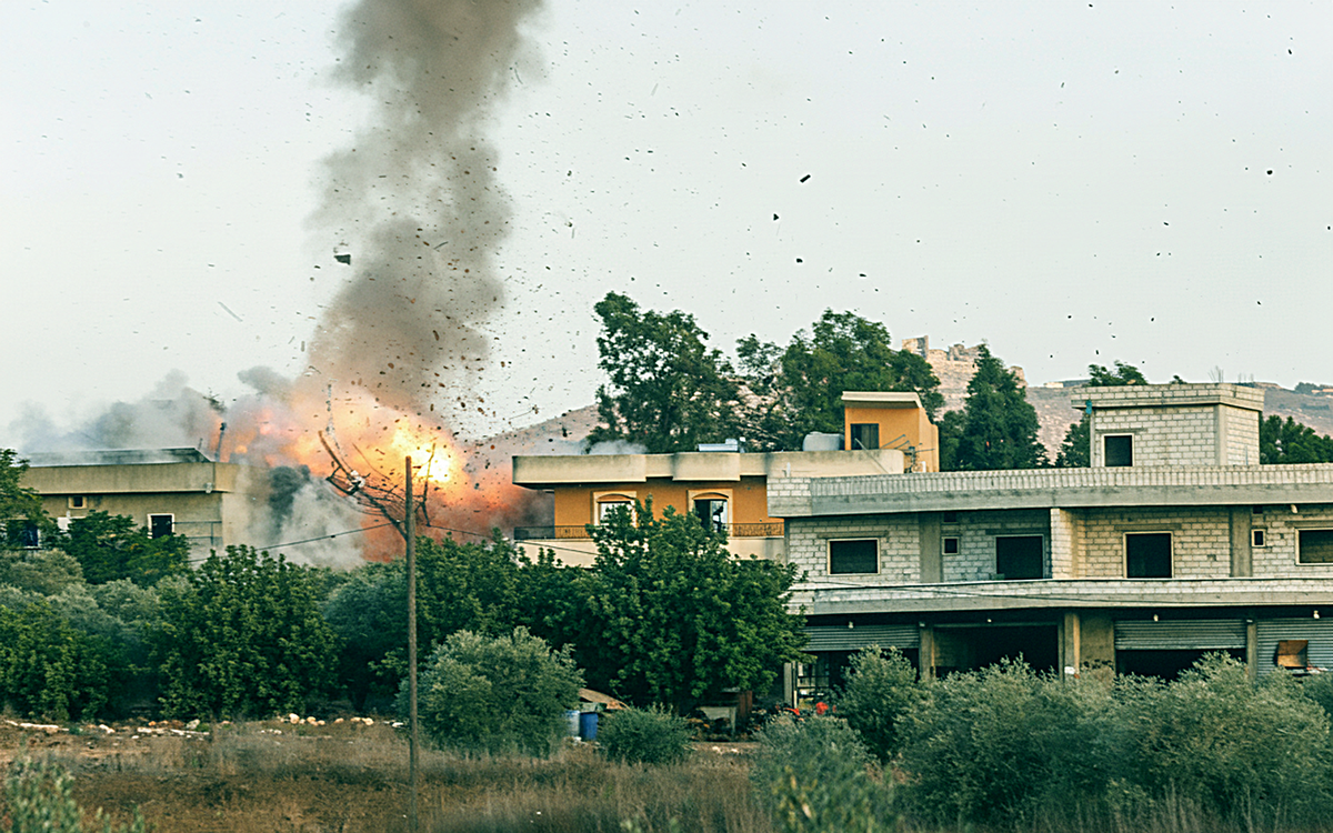 Israel không kích miền nam Lebanon: 5 người thiệt mạng, nghi có công dân Mỹ