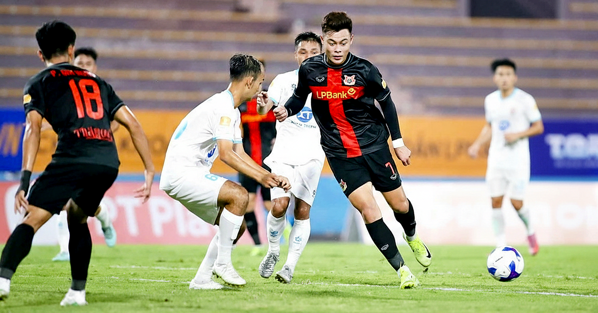 Ninh Bình đấu Nam Định: Chờ đợi bữa tiệc của bóng đá tấn công