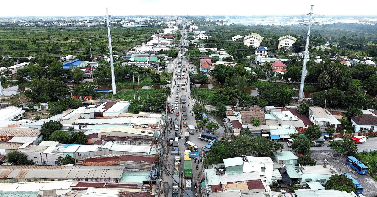 Mong mỏi mở đường Nguyễn Văn Bứa đang quá tải giữa TP.HCM - Tây Ninh