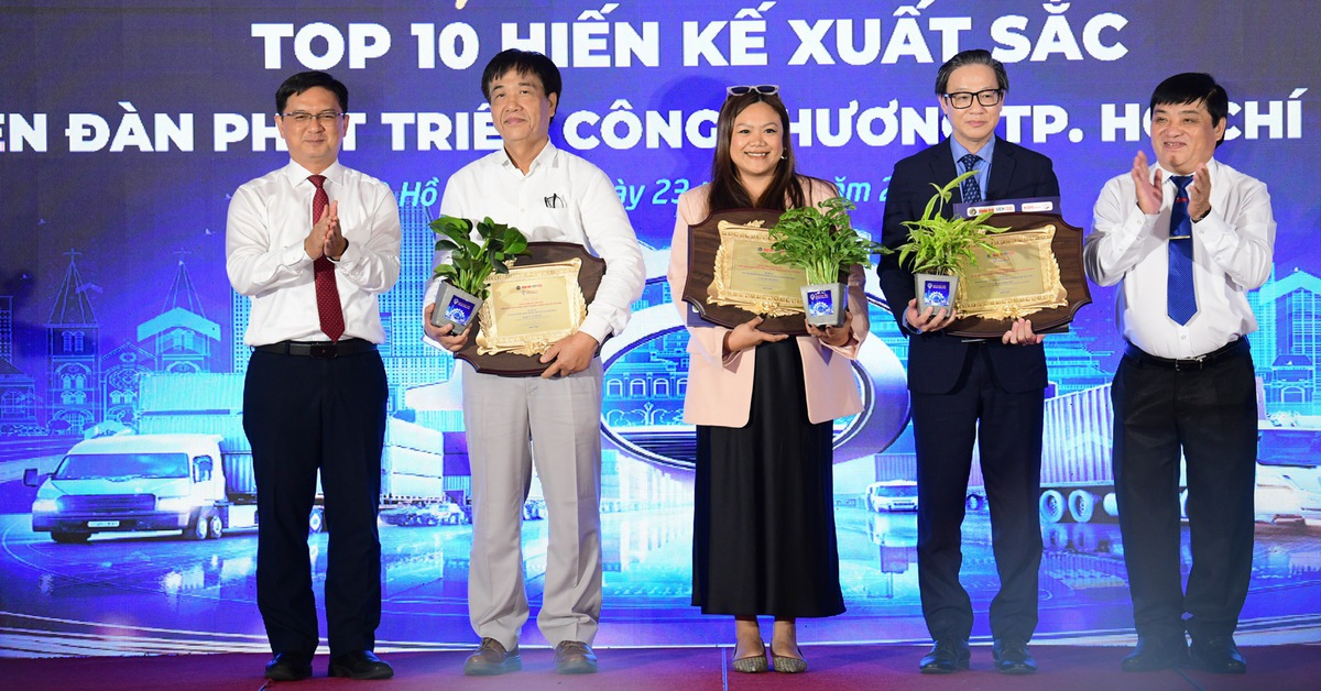 Công bố 10 hiến kế xuất sắc của Diễn đàn phát triển công thương TP.HCM