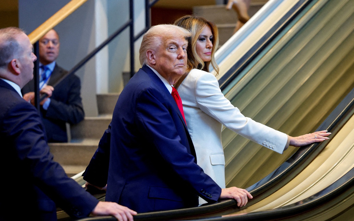 Thang cuốn và máy nhắc chữ hỏng tại LHQ: Ông Trump đổ lỗi, thực tế do Nhà Trắng