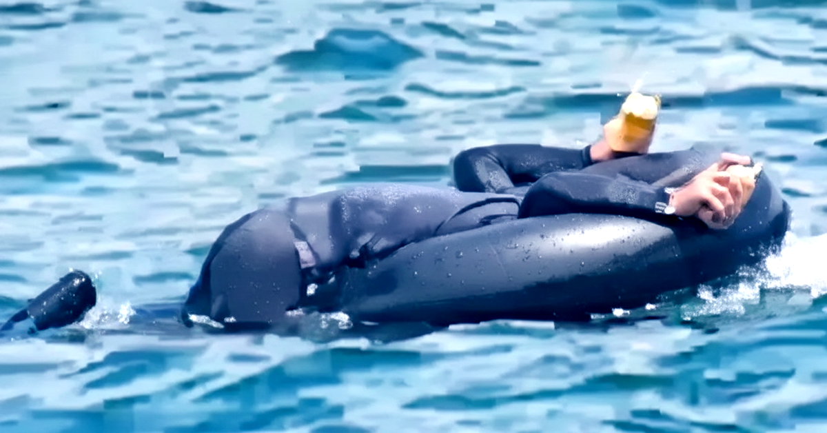 Xác minh đoạn clip người đàn ông nghi cầm 2 quả mìn đánh cá trên biển ở Khánh Hòa