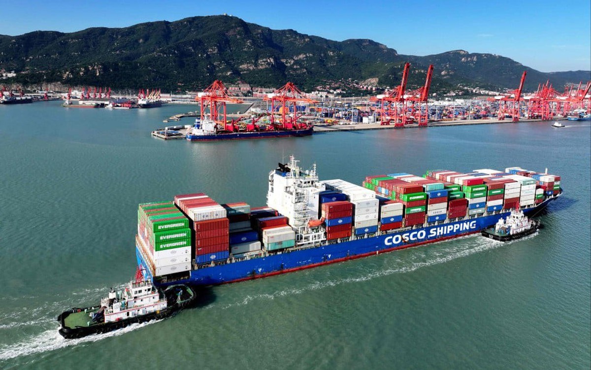 Giải mã lý do Trung Quốc sắp chạm mốc thặng dư thương mại kỷ lục 1.200 tỉ USD