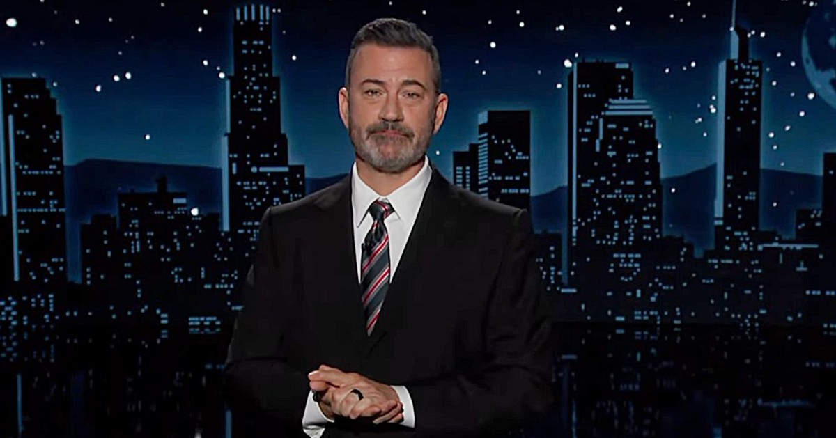Jimmy Kimmel trở lại, xúc động xin lỗi gia đình Charlie Kirk vì phát ngôn  nhạy cảm - Tuổi Trẻ Online