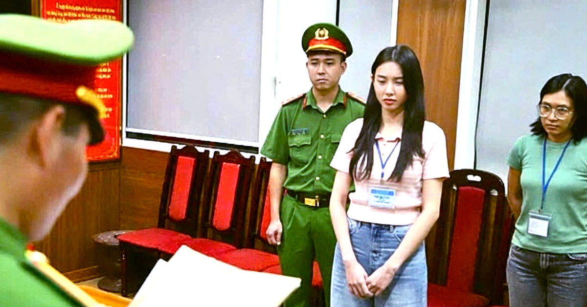 Hoa hậu Thùy Tiên ‘đóng kịch’ như thế nào trong thương vụ kẹo Kera?