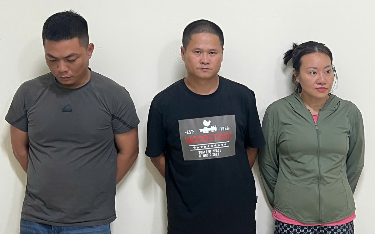 3 người bị bắt vì xả trộm gần 50m³ chất thải bể phốt xuống sông Tô Lịch